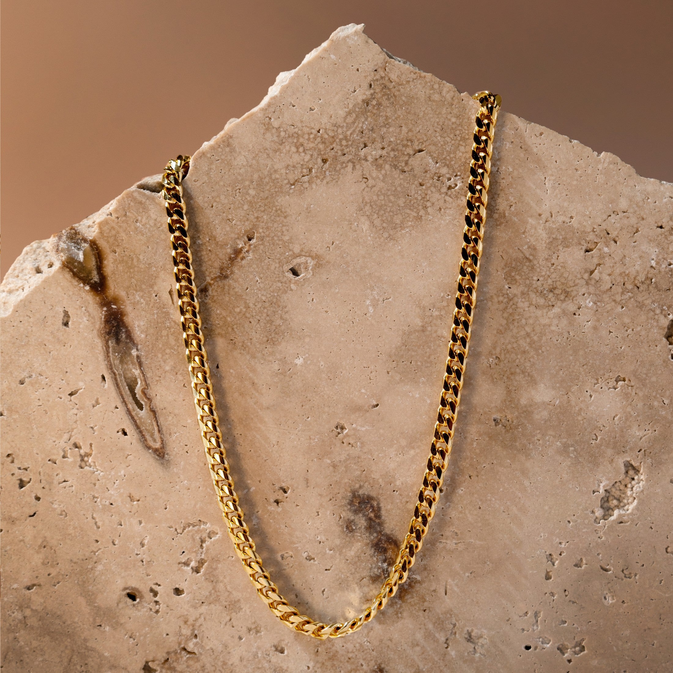 Bonifacio Necklace - Image 6
