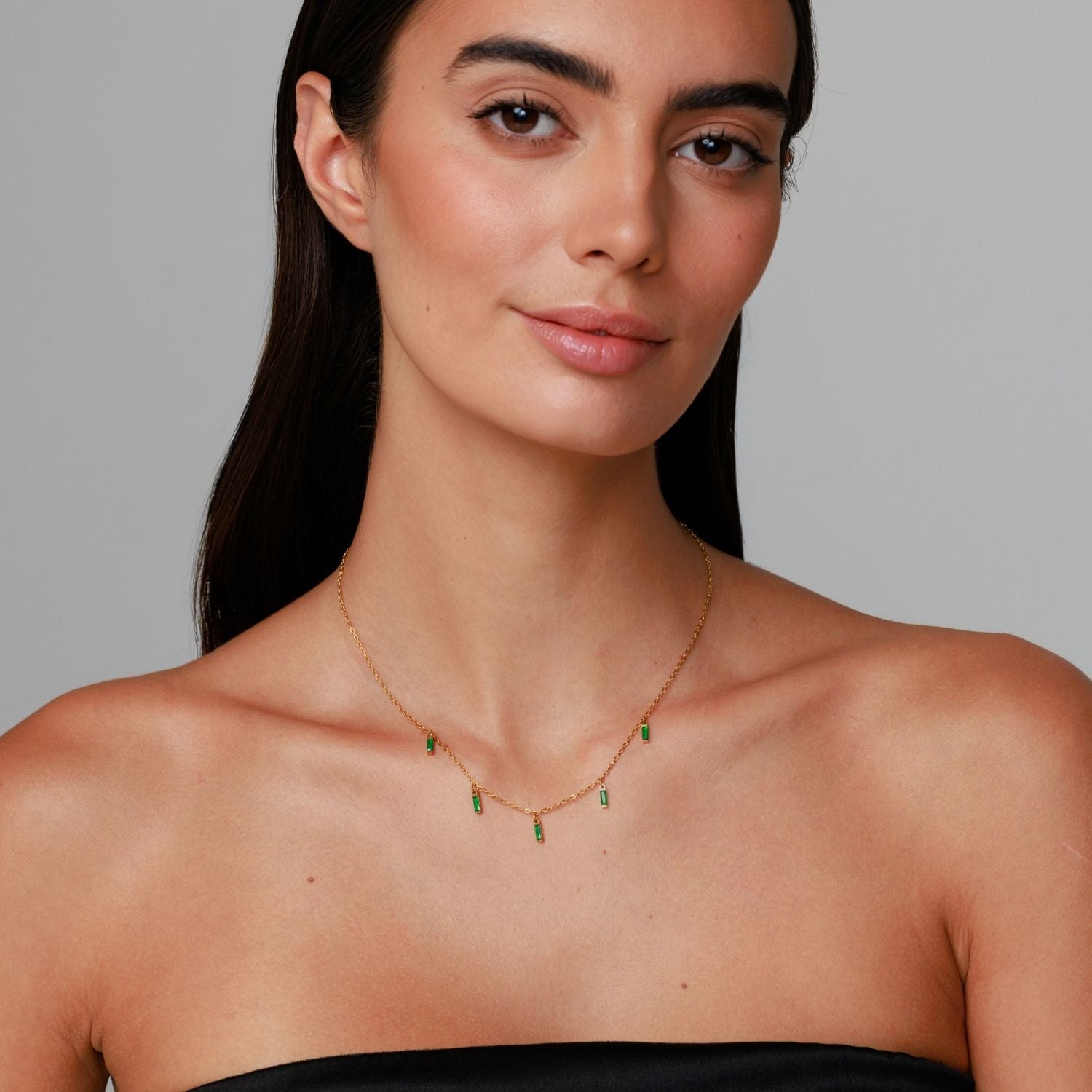Rain of Emeralds Choker - Image 3